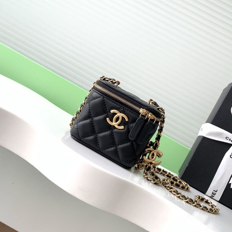 Ch**el cosmetic bags